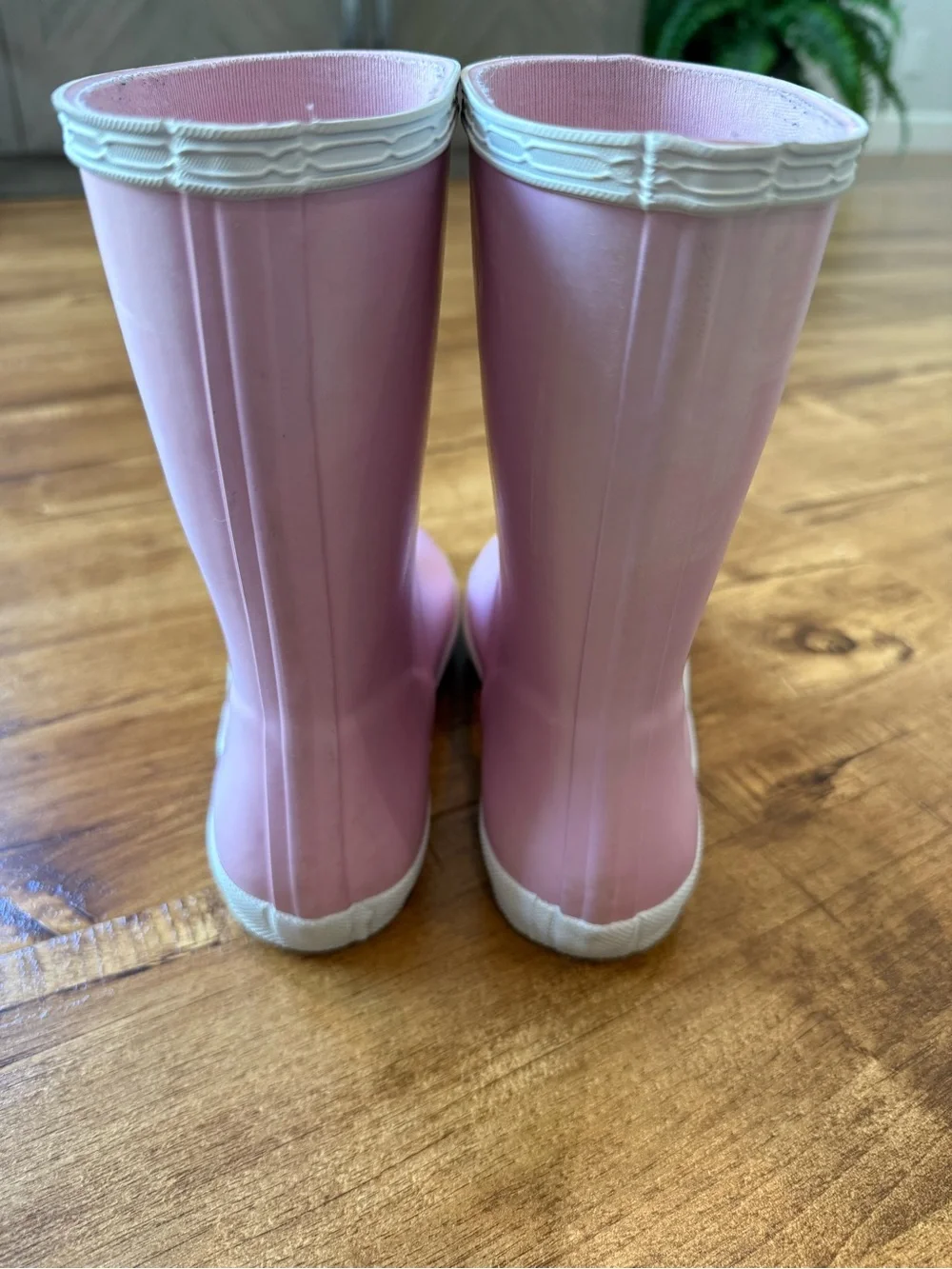 Hunter Kids First Nebula Rain Boot in Iridescent Pink with White Trim